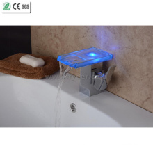 2015 New Self-Power Bathroom Waterfall LED Basin Faucet (QH08186FP)